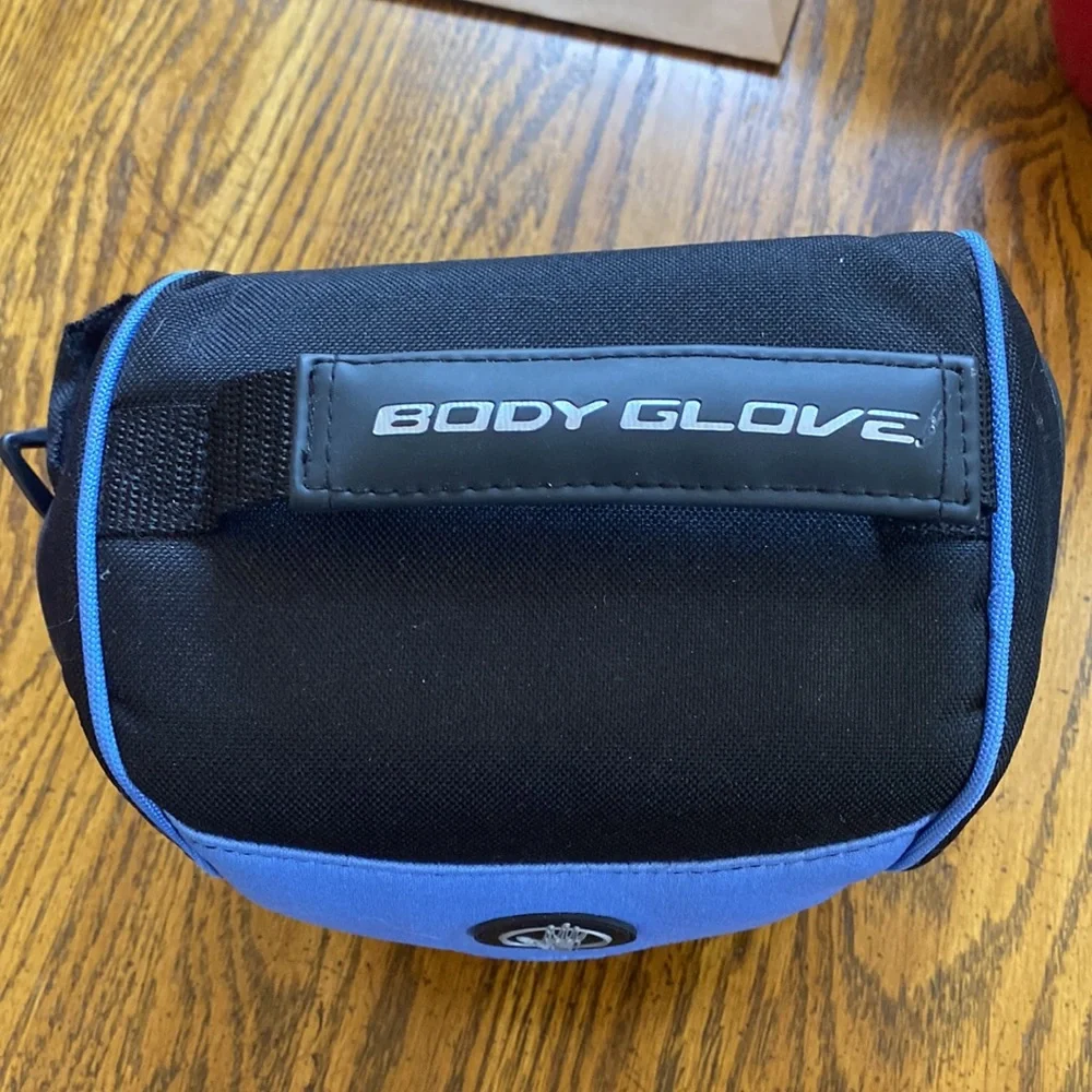 Body glove camera bag